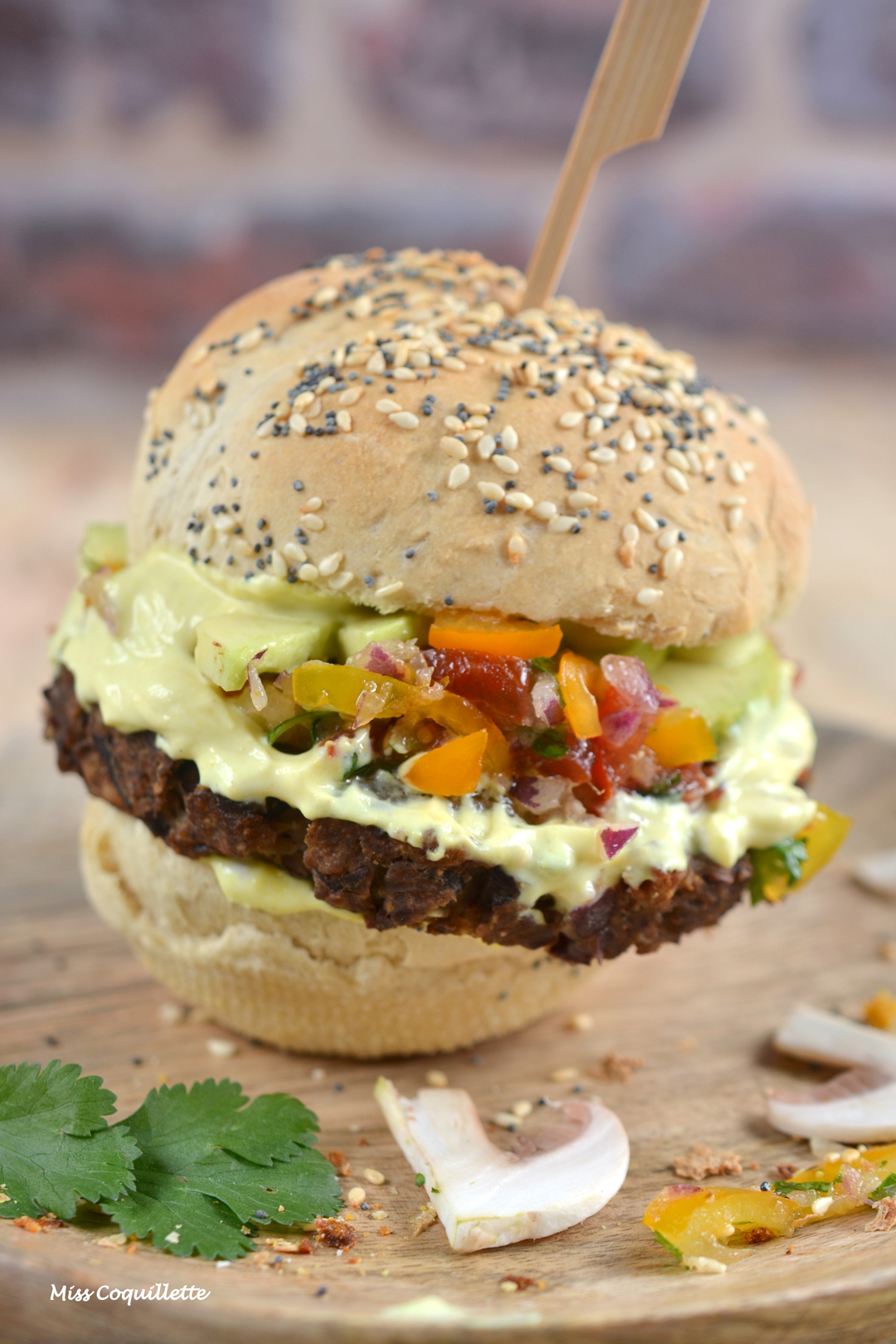 Burger aux légumes - Visuel de recette - Copyright Miss Coquillette